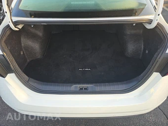 2026 Nissan Altima SV - miniatura 16