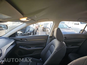 2026 Nissan Altima SV - miniatura 18