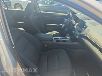 2026 Nissan Altima SV - miniatura 8