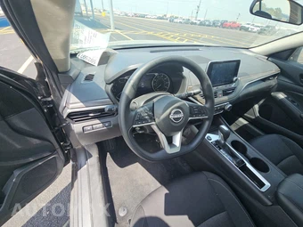 2026 Nissan Altima SV - miniatura 11