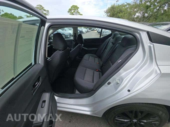 2026 Nissan Altima SV - miniatura 13