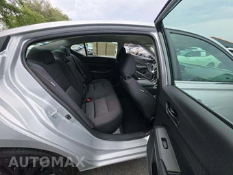 2026 Nissan Altima SV - miniatura 16