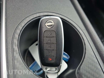 2026 Nissan Altima SV - miniatura 8