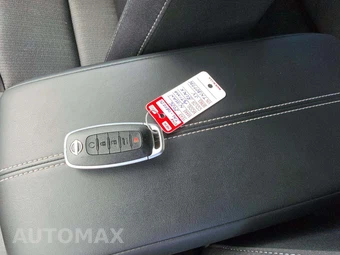 2026 Nissan Altima SV - miniatura 8