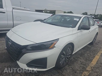 2026 Nissan Altima SV