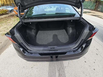 2026 Nissan Altima SV - miniatura 11