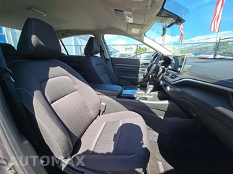 2026 Nissan Altima SV - miniatura 15