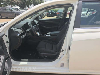 2026 Nissan Altima SV - miniatura 3