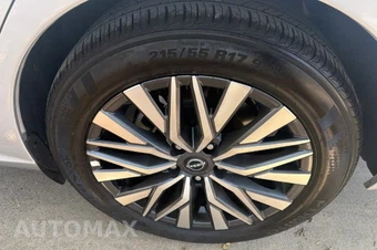 2026 Nissan Altima SV - miniatura 16