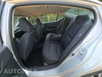 2026 Nissan Altima SV - miniatura 13