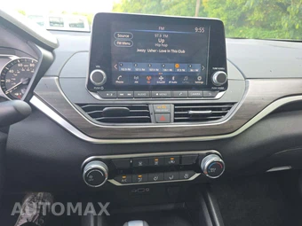 2026 Nissan Altima SV - miniatura 10