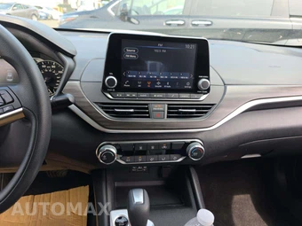 2026 Nissan Altima SV - miniatura 10