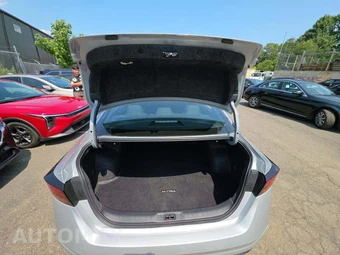 2026 Nissan Altima SV - miniatura 14