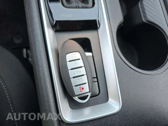 2026 Nissan Altima SV - miniatura 8