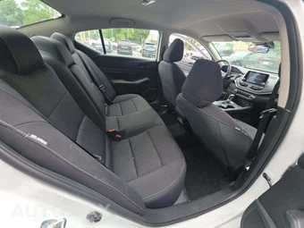 2026 Nissan Altima SV – miniatura 16