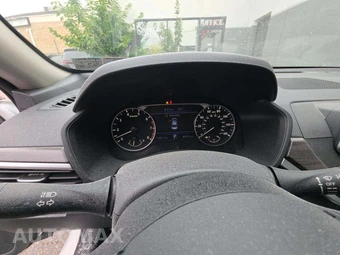 2026 Nissan Altima SV – miniatura 9