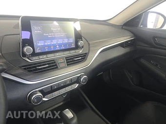 2026 Nissan Altima SV - miniatura 11
