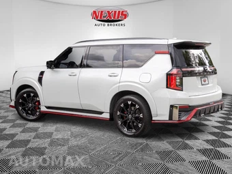 2026 Nissan Armada NISMO - miniatura 12