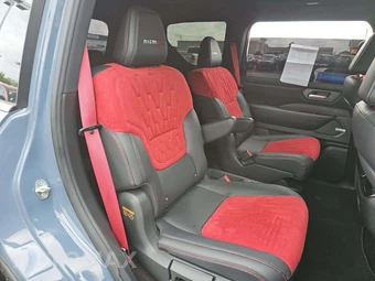 2026 Nissan Armada NISMO - miniatura 17