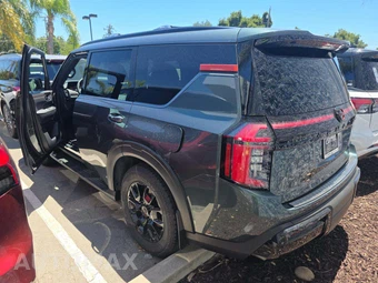 2026 Nissan Armada PRO-4X – miniatura 2