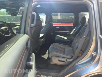 2026 Nissan Armada PRO-4X – miniatura 13