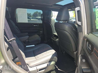 2026 Nissan Armada PRO-4X – miniatura 17