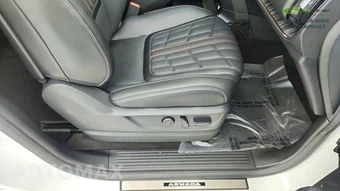 2026 Nissan Armada PRO-4X – miniatura 22