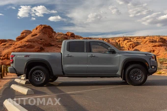 2026 Nissan Frontier PRO-4X Crew Cab Long Bed - miniatura 11