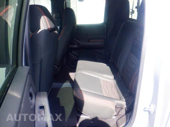 2026 Nissan Frontier PRO-4X Crew Cab Long Bed – miniatura 8