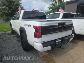2026 Nissan Frontier PRO-4X Crew Cab Medium Bed – miniatura 2