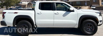 2026 Nissan Frontier PRO-4X Crew Cab Medium Bed - miniatura 8