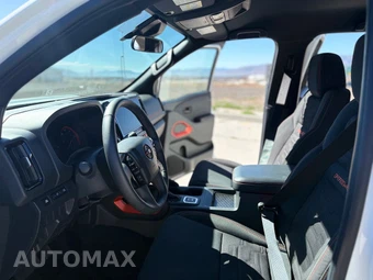 2026 Nissan Frontier PRO-4X Crew Cab Medium Bed - miniatura 9