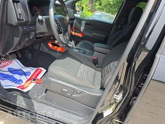 2026 Nissan Frontier PRO-4X Crew Cab Medium Bed – miniatura 6