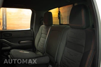 2026 Nissan Frontier PRO-4X Crew Cab Medium Bed - miniatura 11