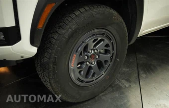 2026 Nissan Frontier PRO-4X Crew Cab Medium Bed - miniatura 4