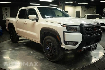 2026 Nissan Frontier PRO-4X Crew Cab Medium Bed - miniatura 5