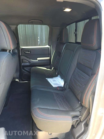 2026 Nissan Frontier PRO-4X Crew Cab Medium Bed - miniatura 13