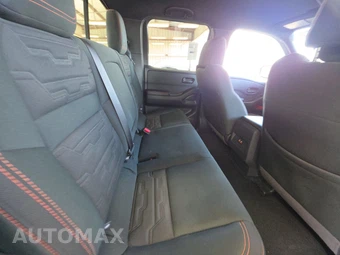 2026 Nissan Frontier PRO-4X Crew Cab Medium Bed - miniatura 14