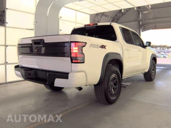 2026 Nissan Frontier PRO-4X Crew Cab Medium Bed - miniatura 4