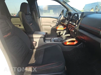 2026 Nissan Frontier PRO-4X Crew Cab Medium Bed - miniatura 8