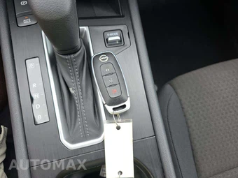 2026 Nissan Kicks S – miniatura 8