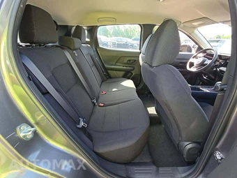 2026 Nissan Kicks S – miniatura 13