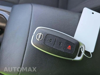 2026 Nissan Kicks S – miniatura 5