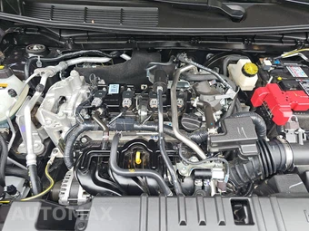 2026 Nissan Kicks SR – miniatura 16