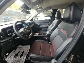 2026 Nissan Kicks SR – miniatura 7