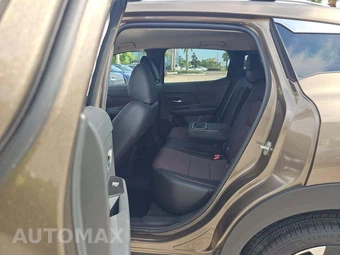 2026 Nissan Kicks SR - miniatura 10