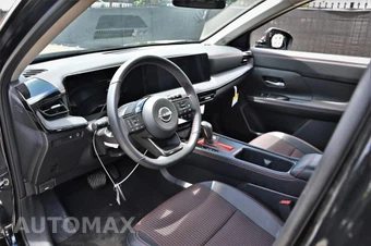 2026 Nissan Kicks SR - miniatura 12