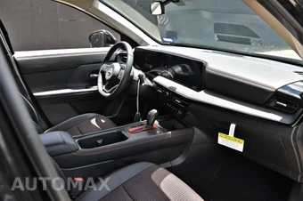 2026 Nissan Kicks SR - miniatura 14