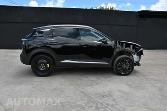 2026 Nissan Kicks SR - miniatura 6