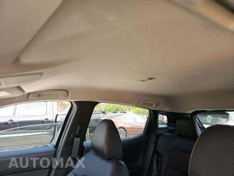 2026 Nissan Kicks SR – miniatura 11